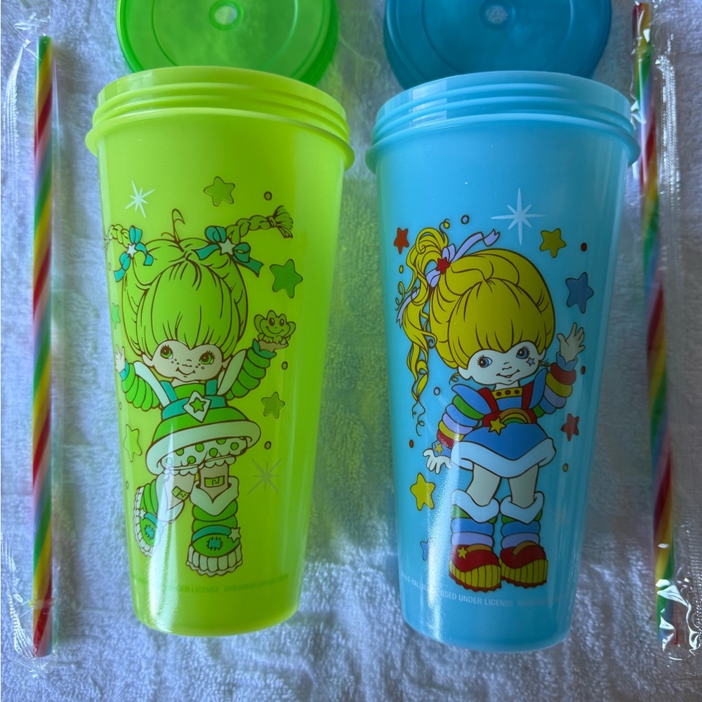 Colorful Character Party Cups Set - Green and Blue